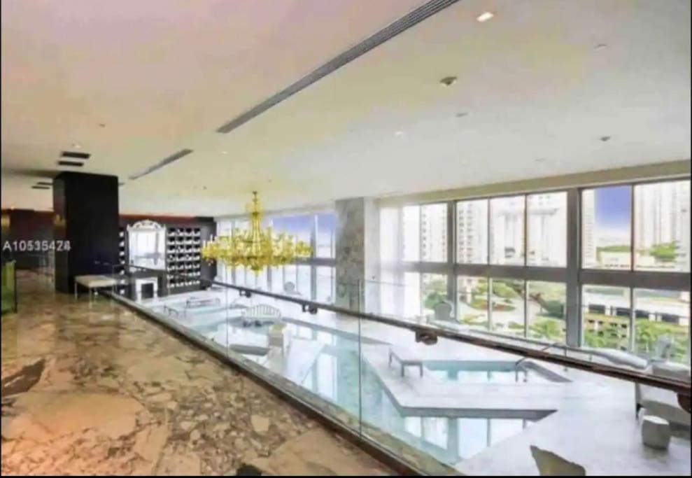 Luxury 1Br Condo W Icon Brickell-Freespa 마이애미 외부 사진