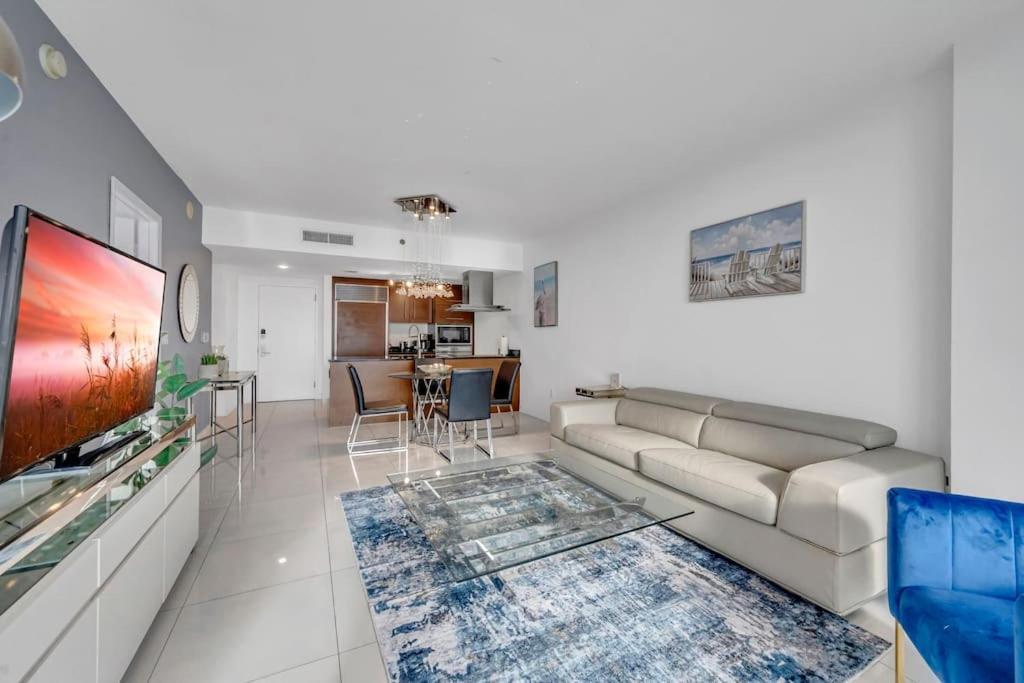 Luxury 1Br Condo W Icon Brickell-Freespa 마이애미 외부 사진